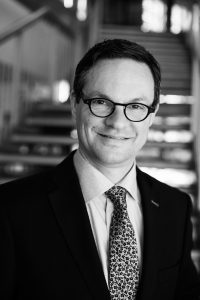 burgemeester Vlissingen drs. A.R.B. (Bas) van den Tillaar.